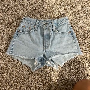 Levi shorts